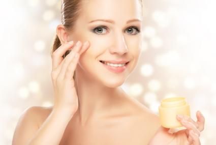 Hướng dẫn tổng thể về Vitamin C để làm sáng da Hướng dẫn tổng thể về Vitamin C để làm sáng da